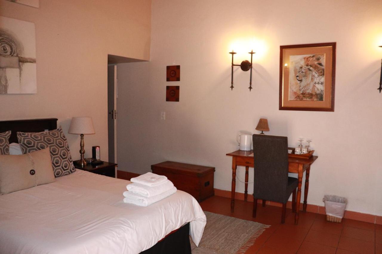 Khaya Africa Guesthouse Midrand Buitenkant foto