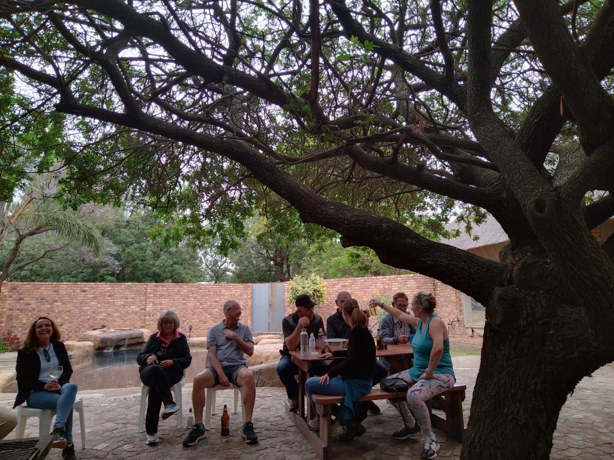 Khaya Africa Guesthouse Midrand Buitenkant foto