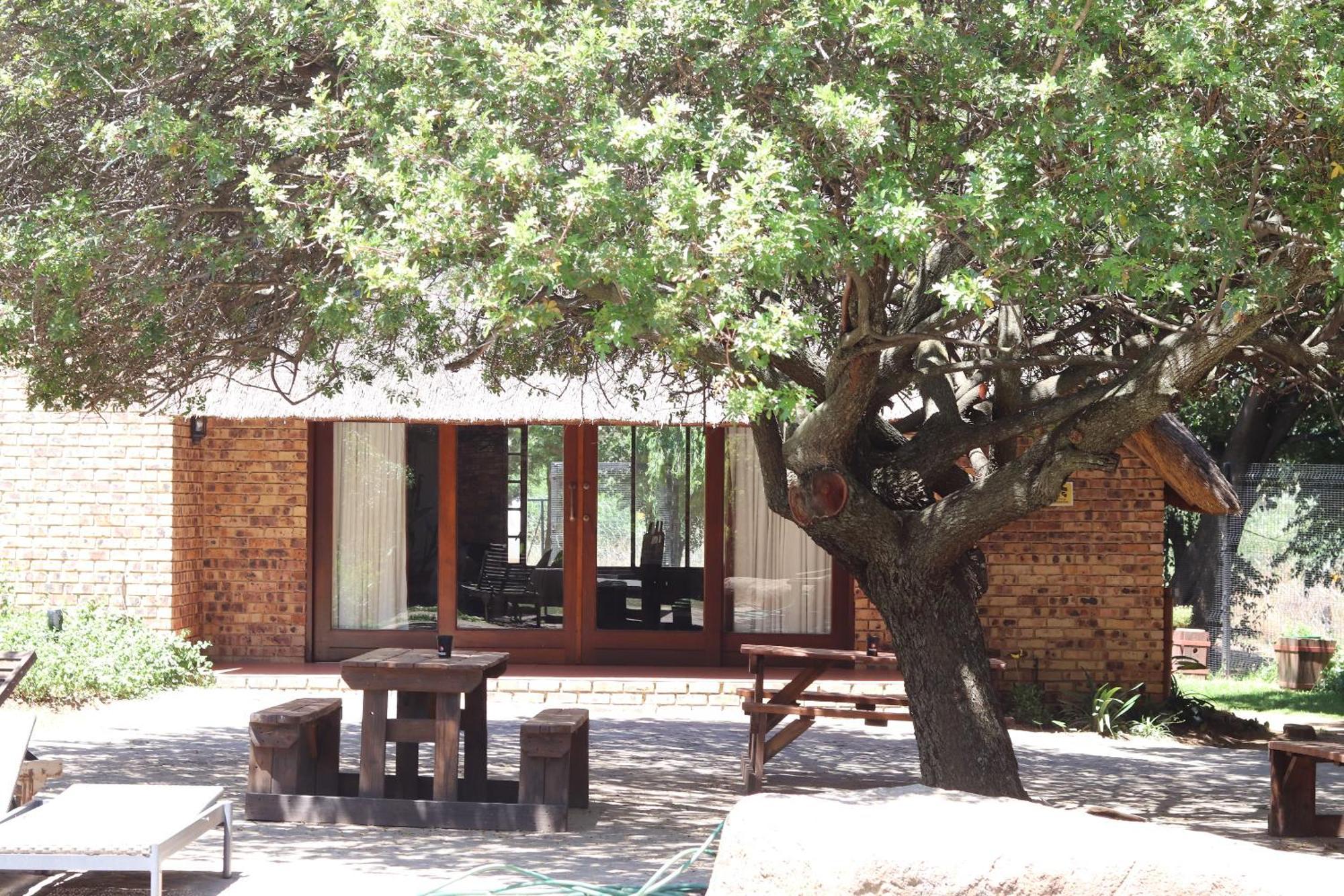Khaya Africa Guesthouse Midrand Buitenkant foto